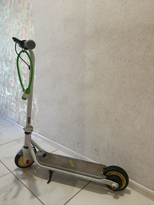 електро самокат Ninebot