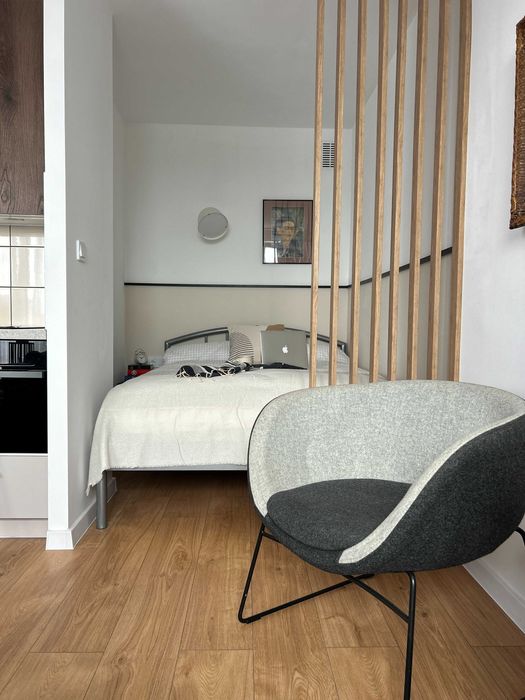 Kawalerka - świetna lokalizacja, idealny stan - najem (Winiary/Sołacz)