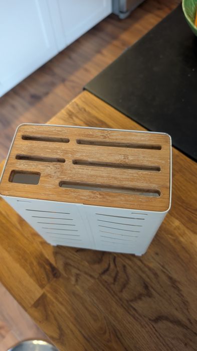 Stojak na noże kuchenne IKEA