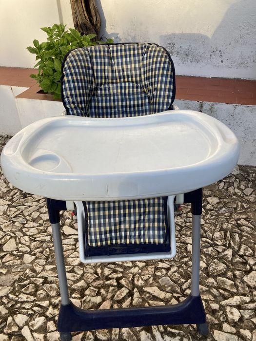 Cadeira de bebé para comer