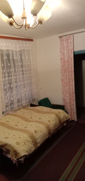 Безкоштовно житло Київська обл. біля річки Рось