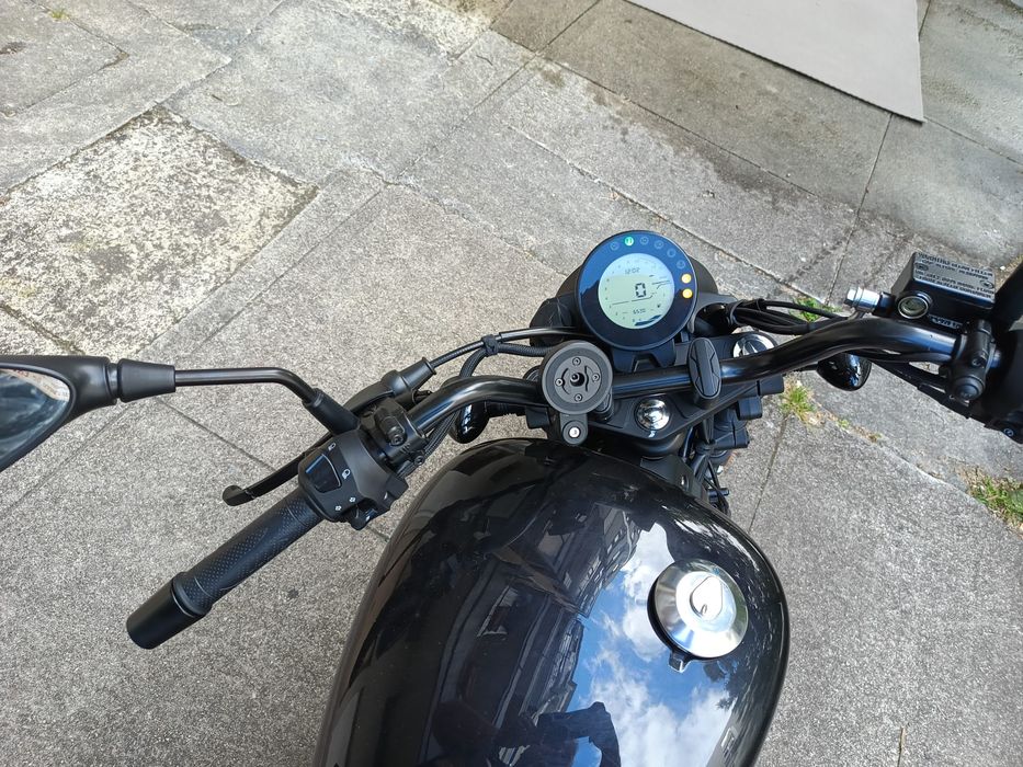 QJ Motor SRV 125