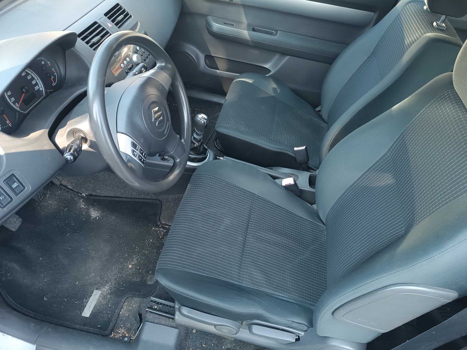 Suzuki Swift na części