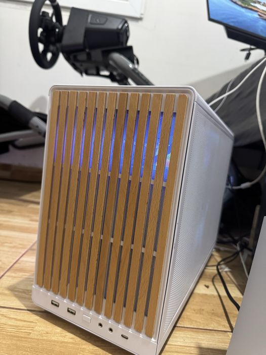 PC Gamer RTX 5080/ Ryzen 9800x3D / 32Gb 8000Mhz / SSD NVME 5.0 14700 Mbps