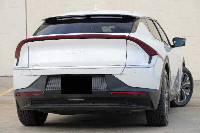 2024 Kia EV6 Light