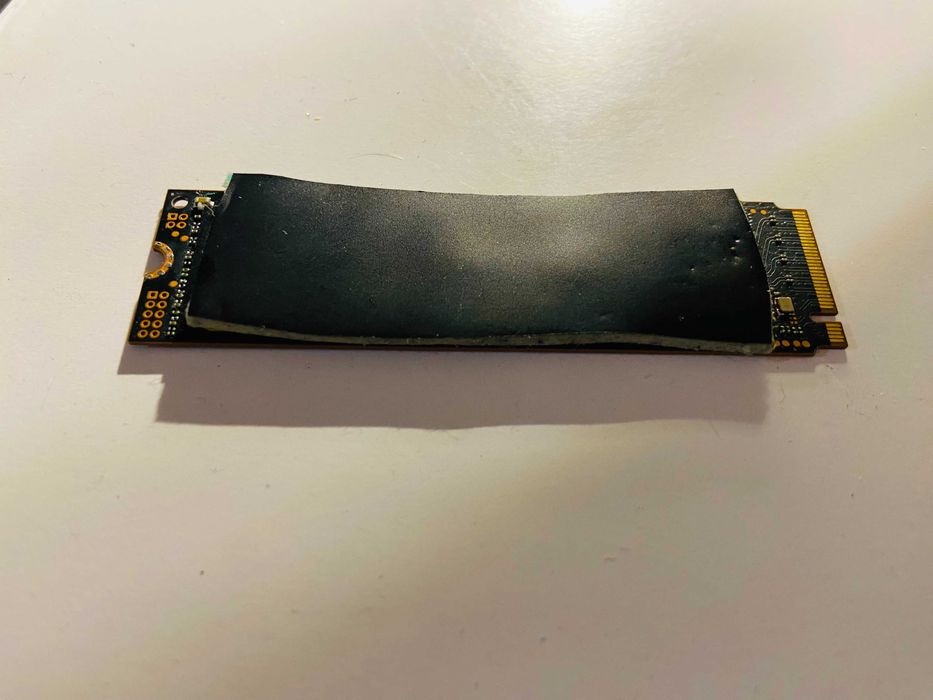 NVME 512gb Micron 3400