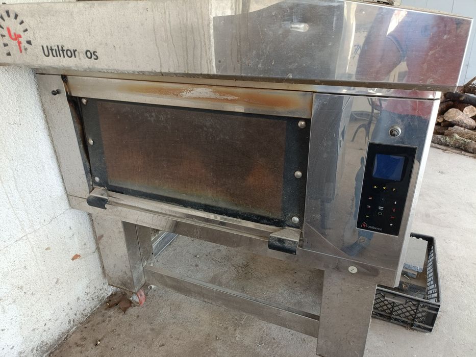 Forno Utilfornos semi-novo para Leitões