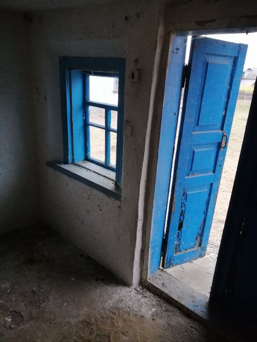 Хата продається недорого