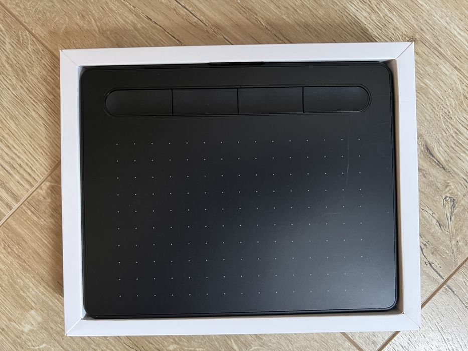 Продам планшет wacom intuos s