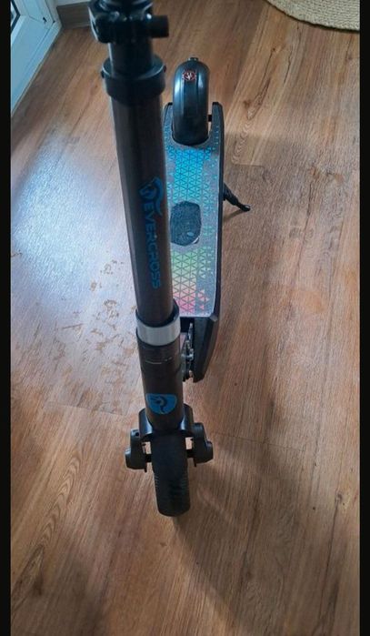 Знижка Дитячий електросамокат EVERCROSS TECH EV06C  їде 8 км