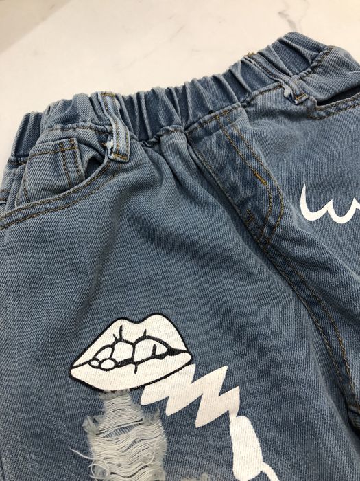 Джинсы на девочку на резинке