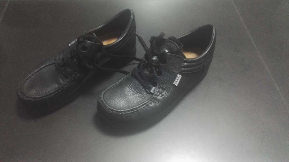 Buty ECCO TIME czarne  EU 39  < G