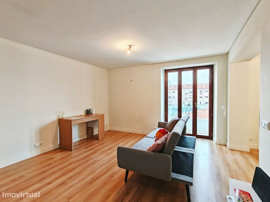 Apartamento T4 Mobilado no Centro de Aveiro