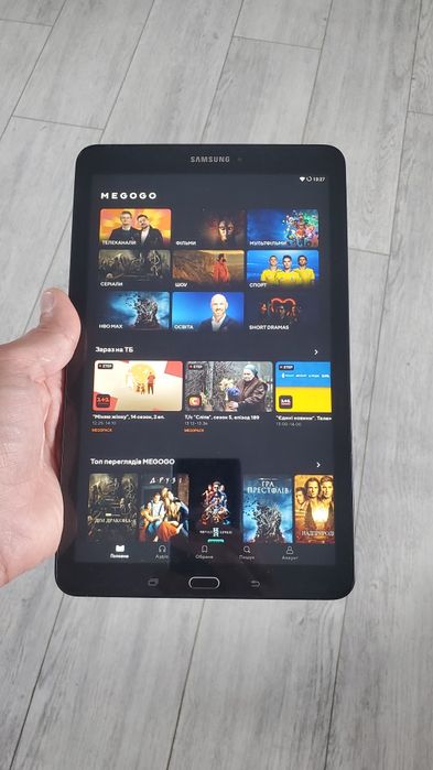 Samsung Tab T 560  wifi версія.