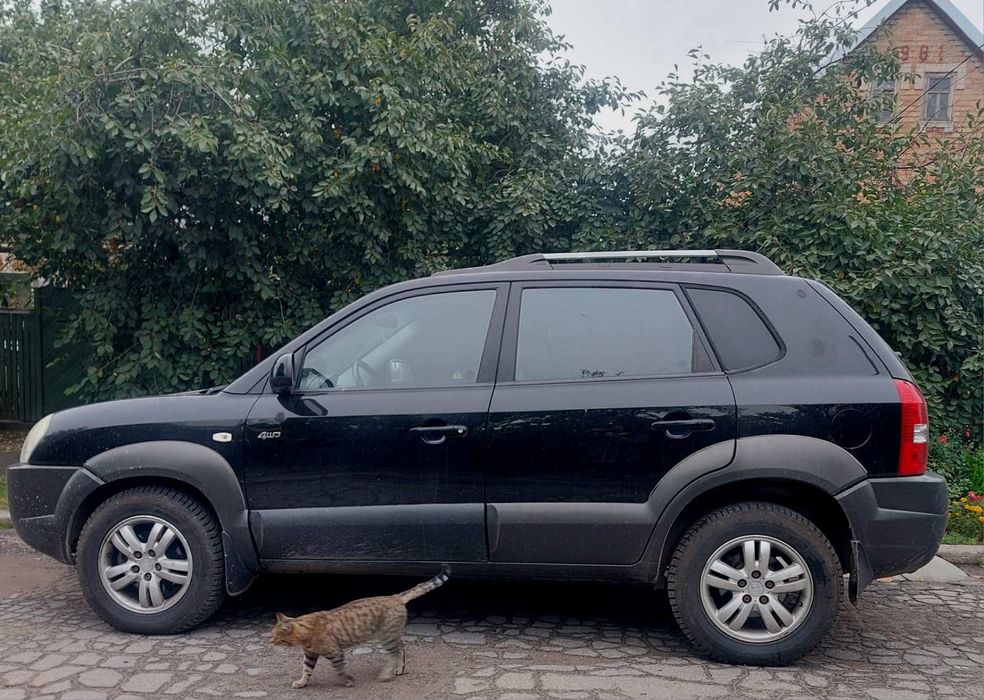 Продам HyundaiI TUCSON  4×4.