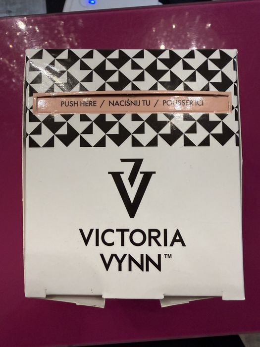 Victoria Vynn formy do paznokci 400 szt