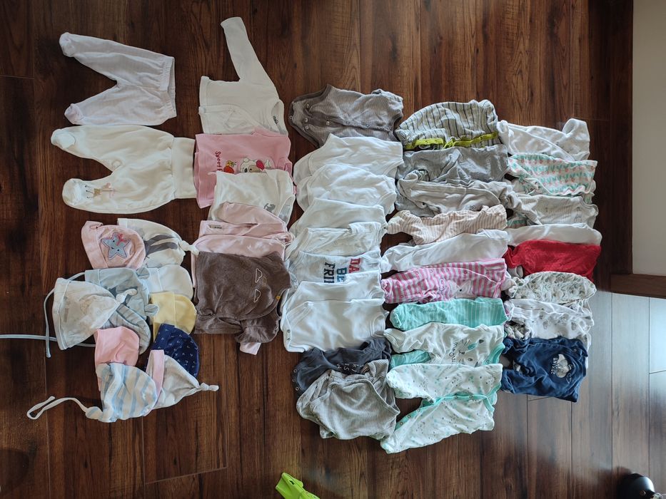 Zestaw ubranek rozmiar 56 dla dziewczynki