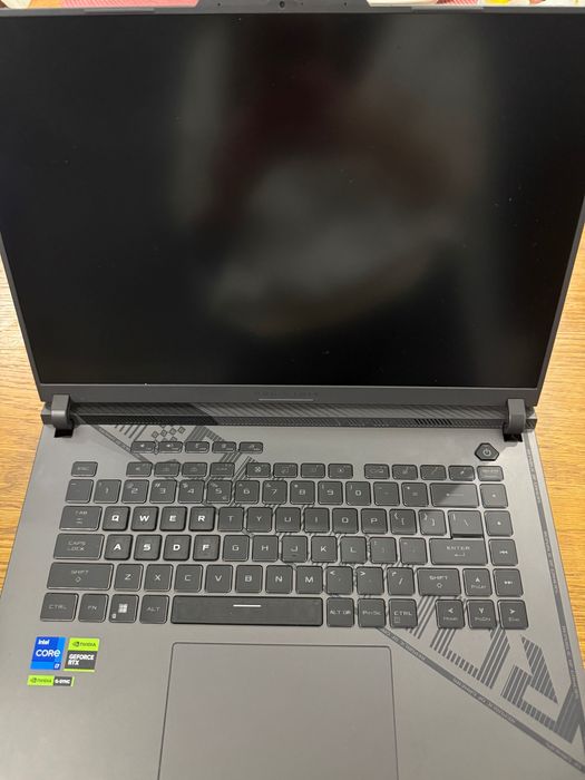 Laptop Asus rog strix G16