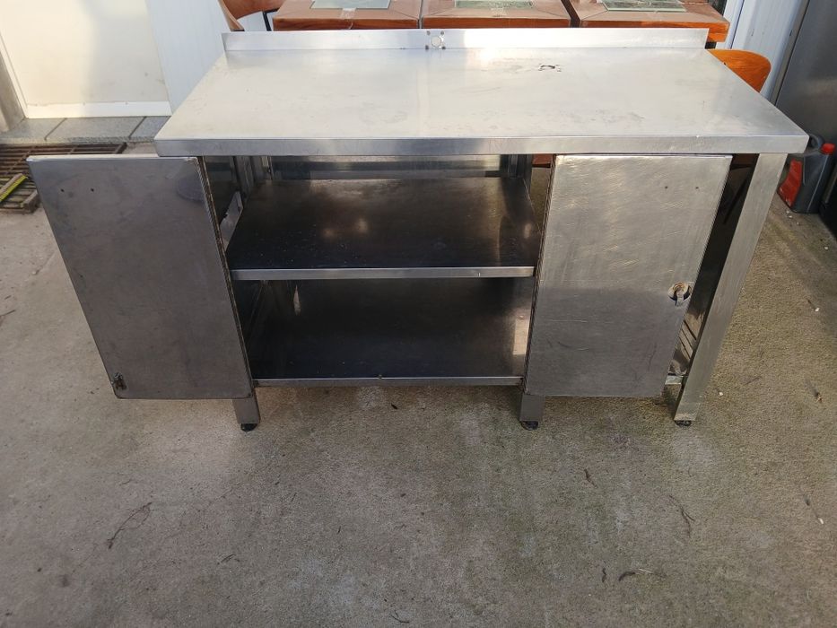 Entrega bancada em inox
