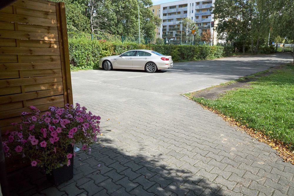 RESTAURACJA 200 m² | Lasek Marceliński | własny parking| ODSTĘPNE