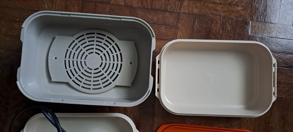 Hot meal container430180457262632964