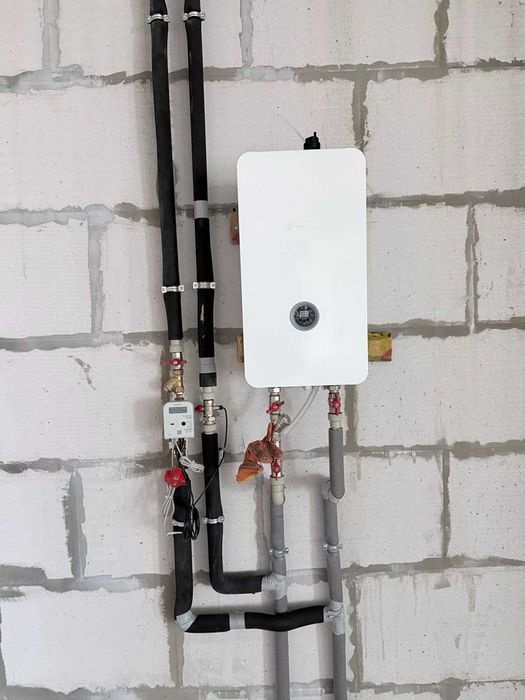 Продаж спеціального приміщення на вул. Січеславська Набережна 53А,