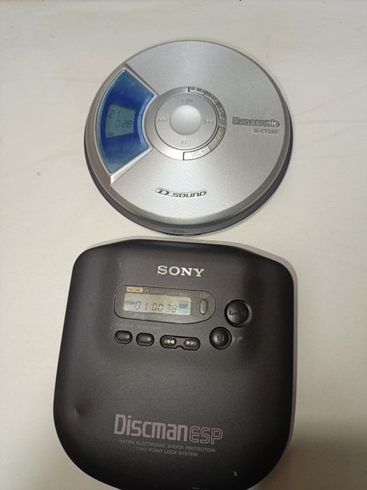 Vintage Sony D-335 Discman, Panasonic SLCT345