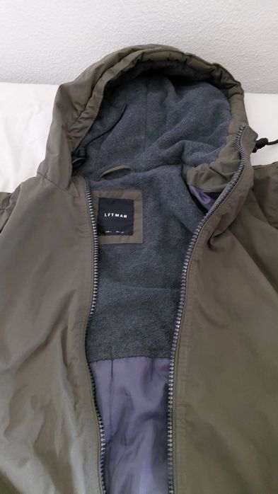 Casaco verde azeitona