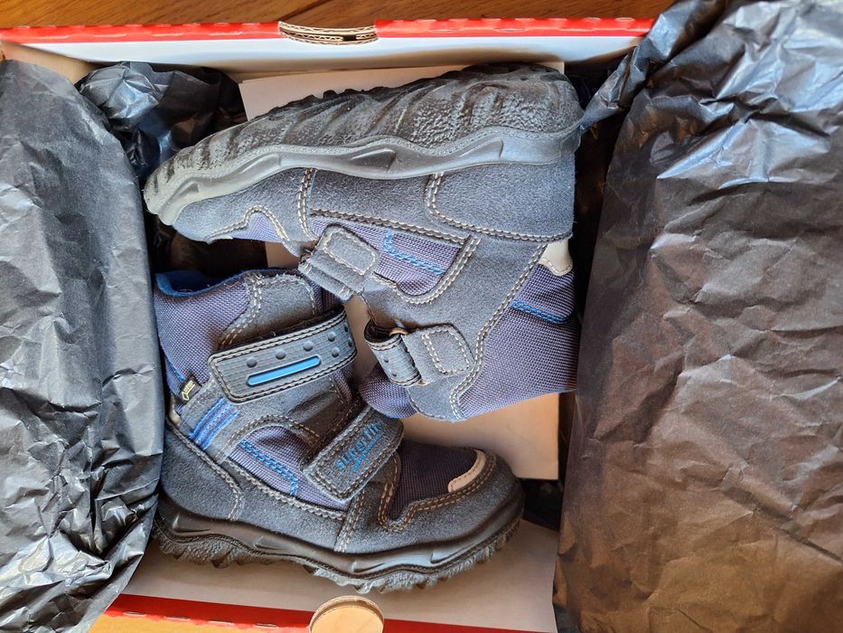Buty śniegowce zimowe Superfit rozmiar 26