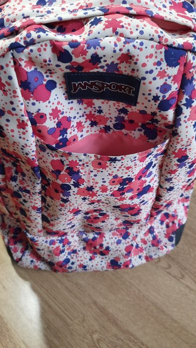 Plecak szkolny na kółkach