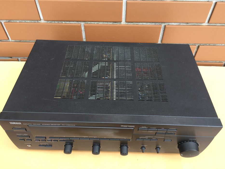 Amplituner Yamaha RX-V390RDS