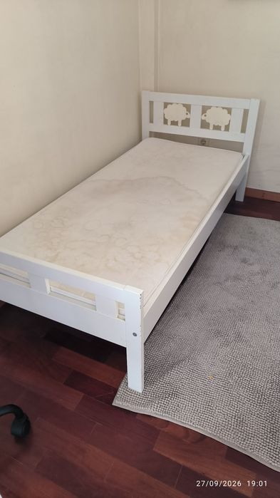 Cama ikeia  criança