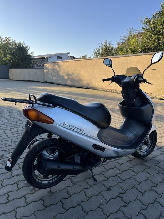 Скутер Suzuki Adress 110