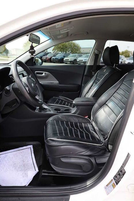 Kia Niro LX      2018