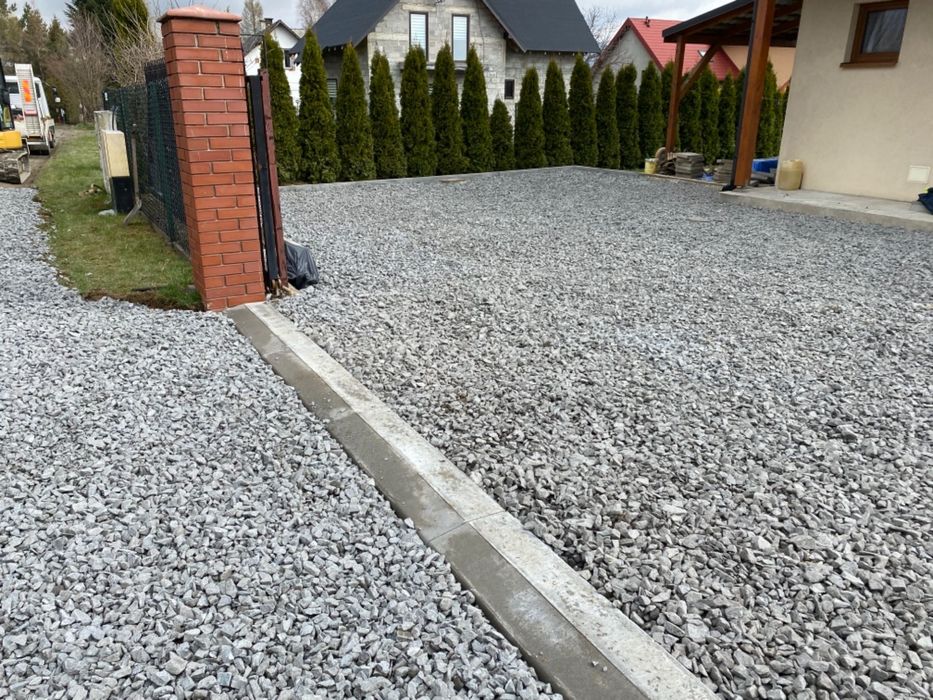 Utwardzanie terenu, dróg dojazdowych / Wywóz ziemi / koparki