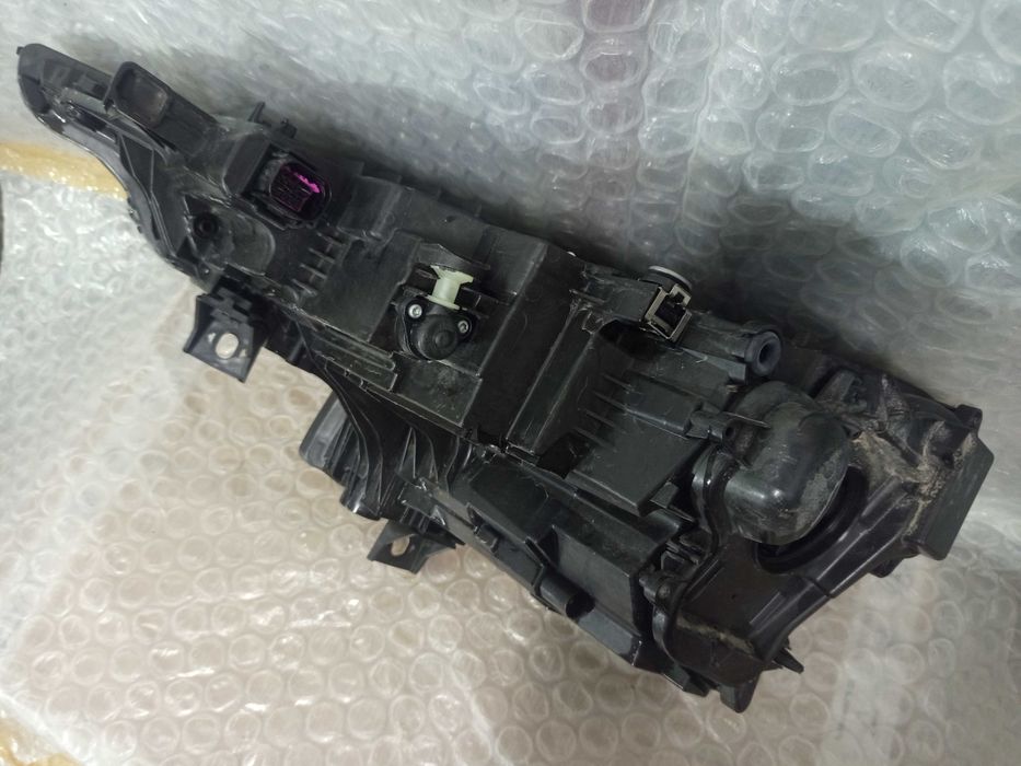 Lampa Prawa Przód przednia AUDI Q8 SQ8 4M8.941.036 Full Led Matrix