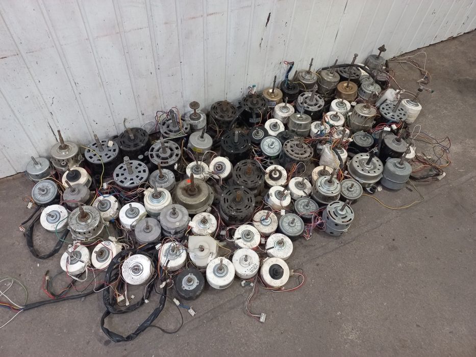 Мотор внутреннего блока кондиционера.