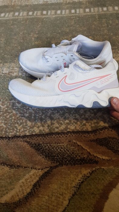 Кросівки Nike Renew Ride 2