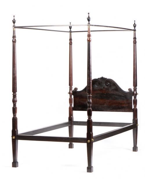 Cabide em madeira antigo