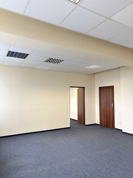 Biuro 60,69 m2 do wynajęcia Andrychów