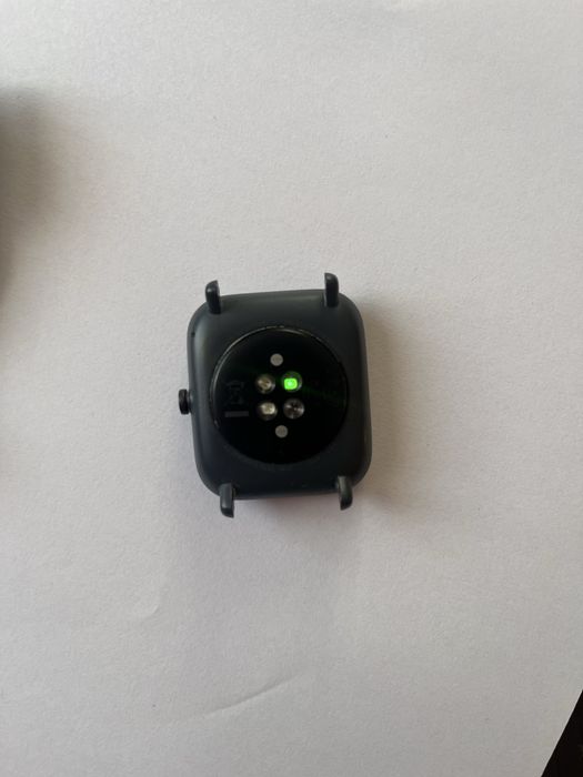 Amazfit Bip U Pro на запчастини / під ремонт