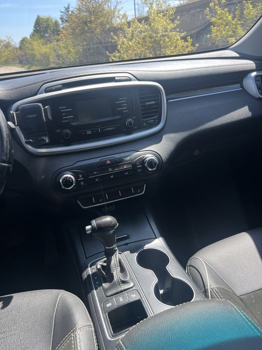 Продам Kia Sorento 2015