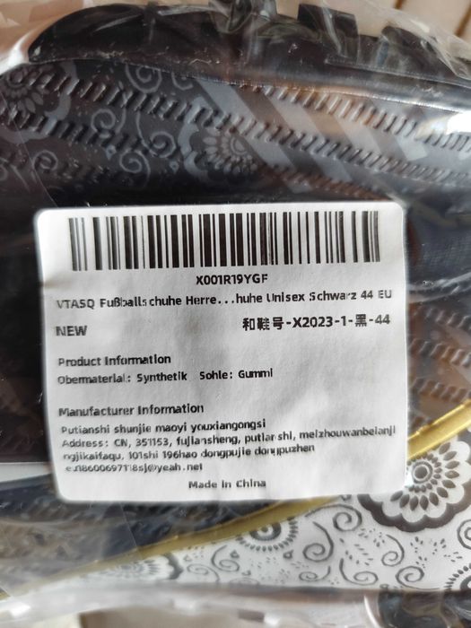 Chuteiras de Futebol VTASO - Novas (Tamanho 44 EU)