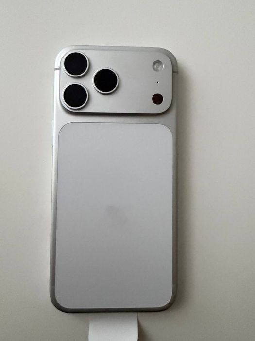 Продам IPhone 17 PRO Max 1 TB e-sim