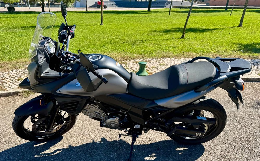 DL650 V-Strom Suzuki 2016 25 mil.