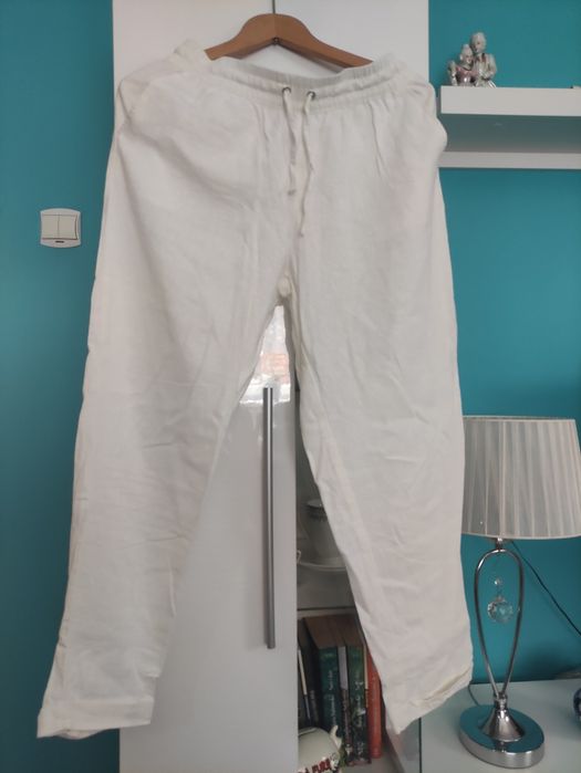 Białe spodnie r.S