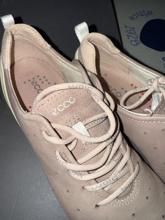 Жіночі кросівки ecco biom 40 розмір