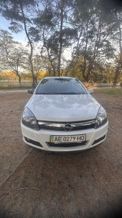 Opel Astra 2012