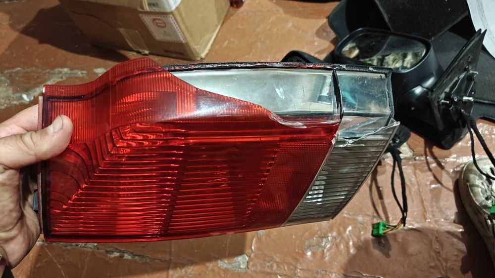 Задній фонарь на Volvo V70/XC70 2004