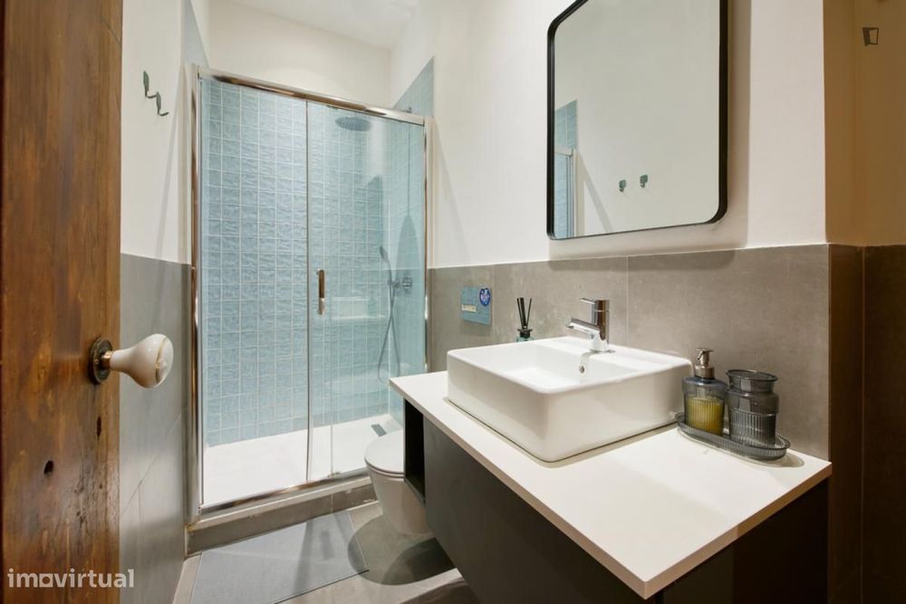 Quarto - localizado em Avenida da Liberdade Lisbon